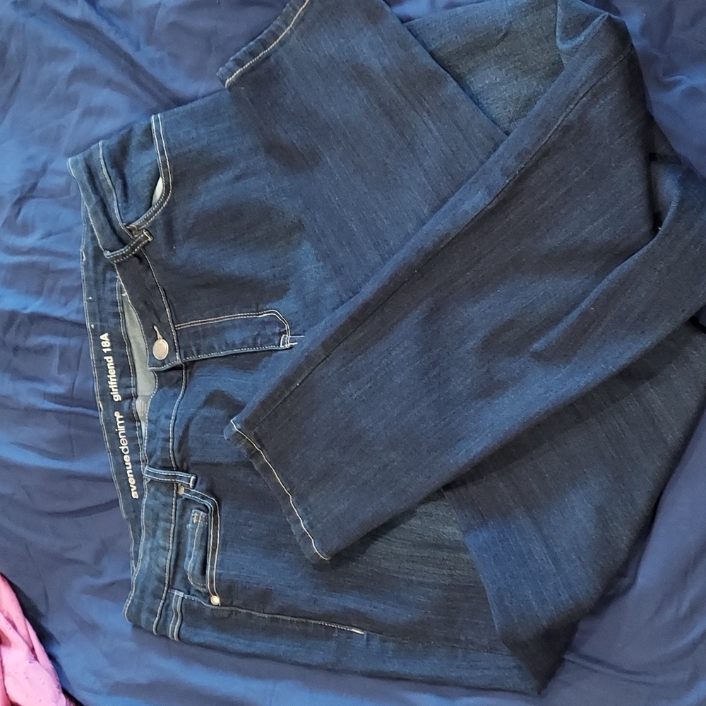 Girlfriend denim jeans